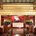 Hotel Renaissance Vendome
